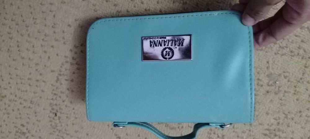 Zamonaviy Sumka sotiladi