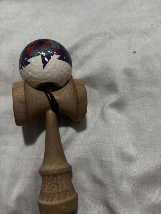 Kendama FYFT 8 degete