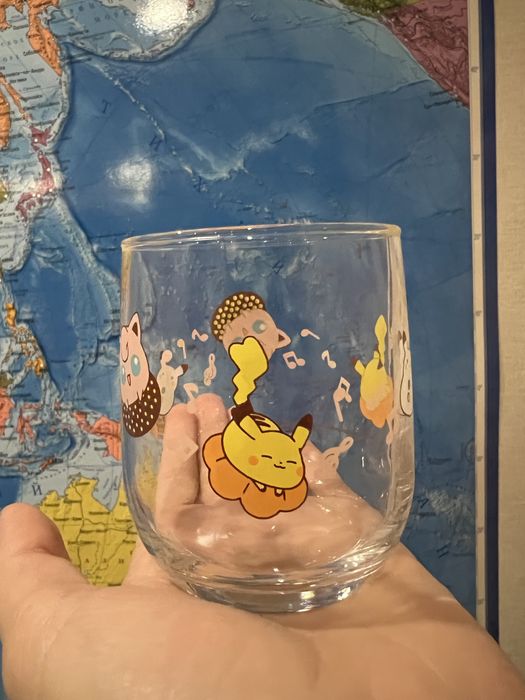Стеклянный стакан пикачу