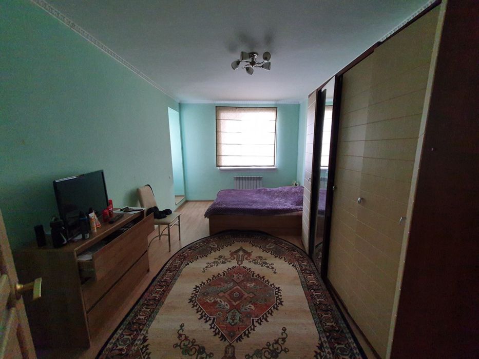 Продам 3 комнатную квартиру