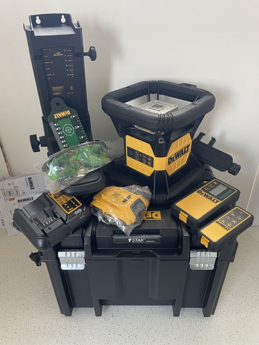 DeWALT DCE079D1G-QW 18V.  Nivela Laser Profesional Rotativ,  360° Grade, Laser Verde. (Raza : 600m.) Original Nou !