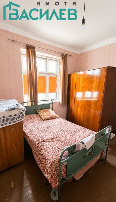 Продава КЪЩА област Ловеч, гр. Луковит