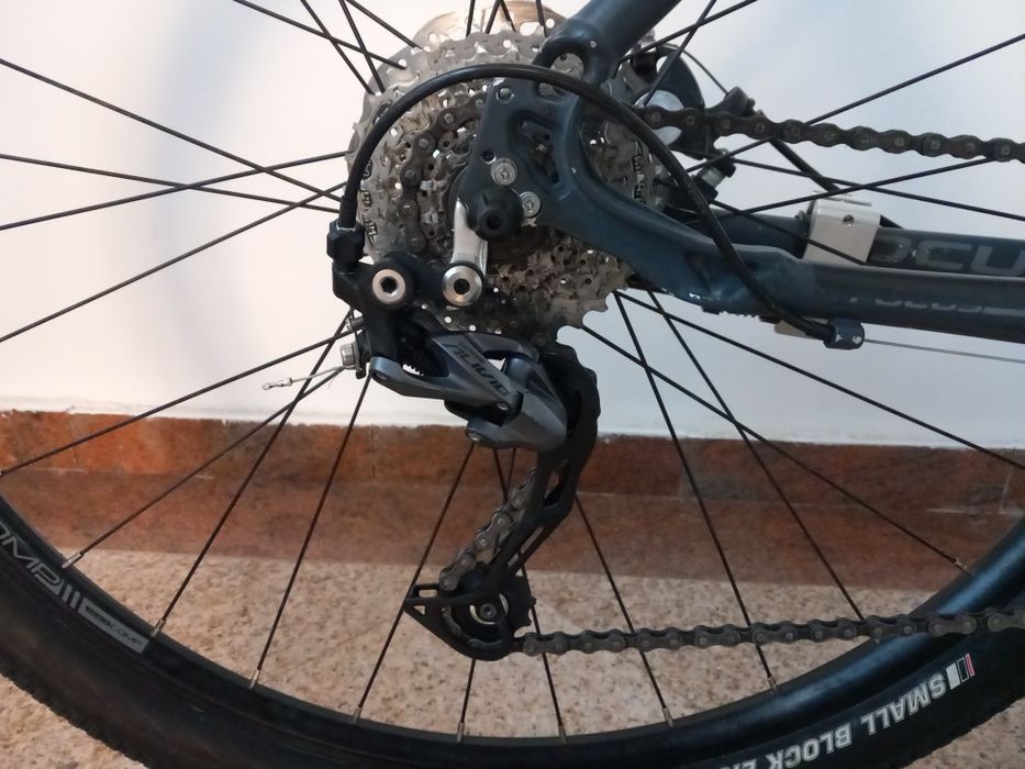 Bicicleta FOCUS LOST LAGOON roții 29 impecabilă cadrul M