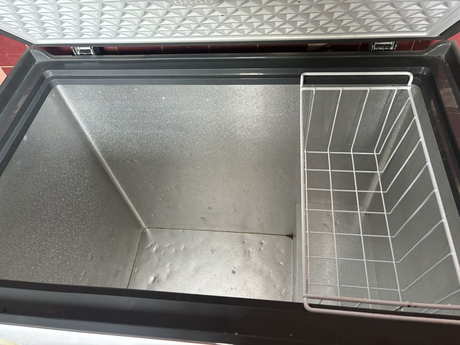 Продам не рабочий морозильник