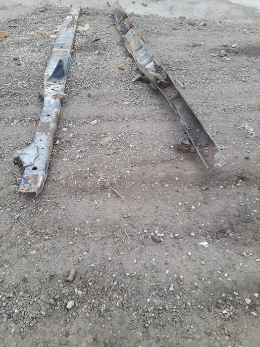 Зил самосвал сотилади