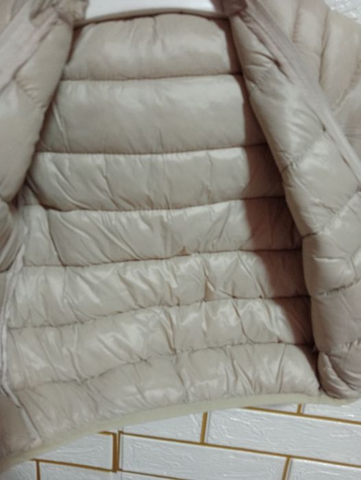 Продам куртку детскую