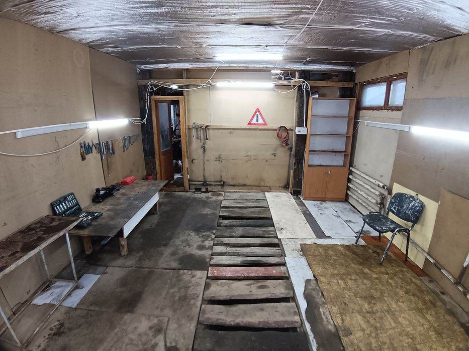 Сдам гараж по часовой