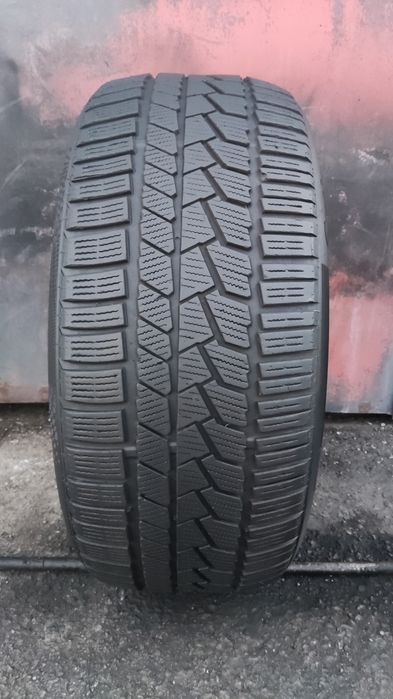 1брой зимна гума 235/40/19 Continental Winter Contact TS860S
dot22
6.4