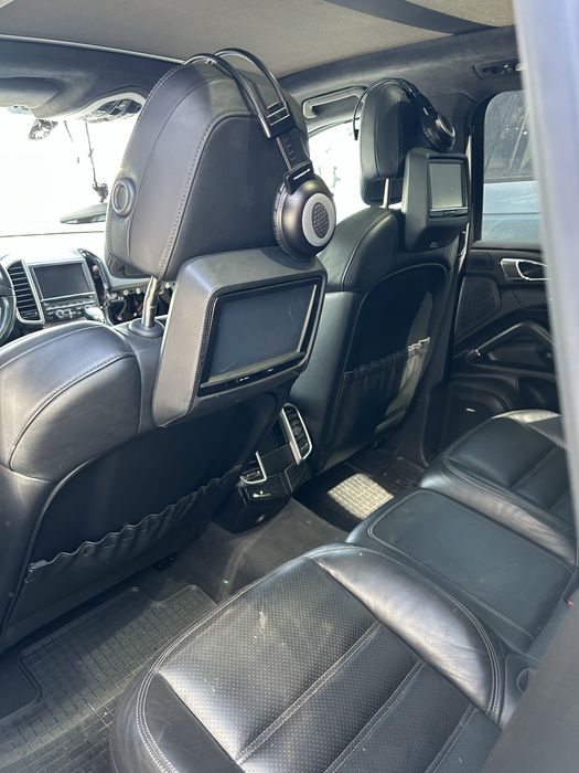 Interior piele neagra porsche cayenne 2012