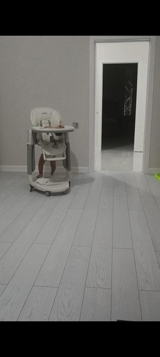 Стул для кормоения детский