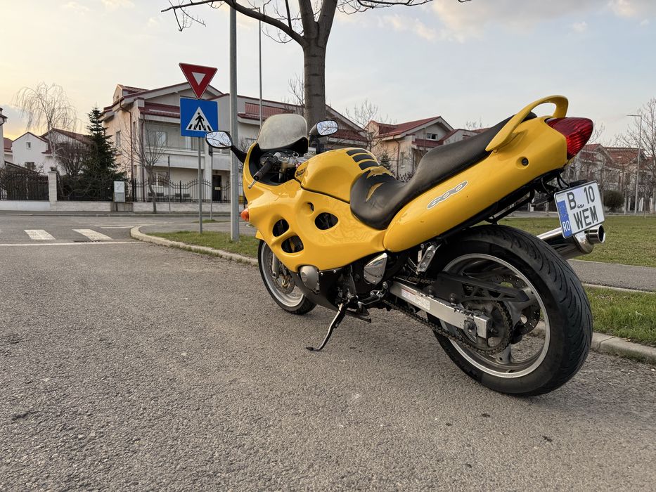 Suzuki gsx 600 f Katana