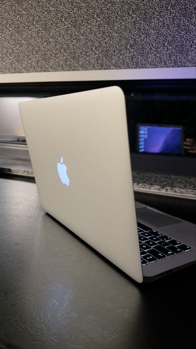 Apple MacBook Air 13”