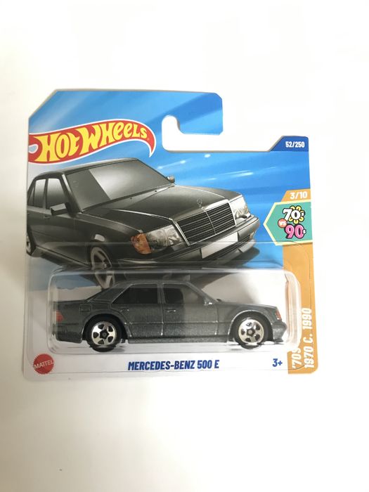 Hot wheels количка Mercedes-Benz W124 500E hotwheels мерцедес chochone