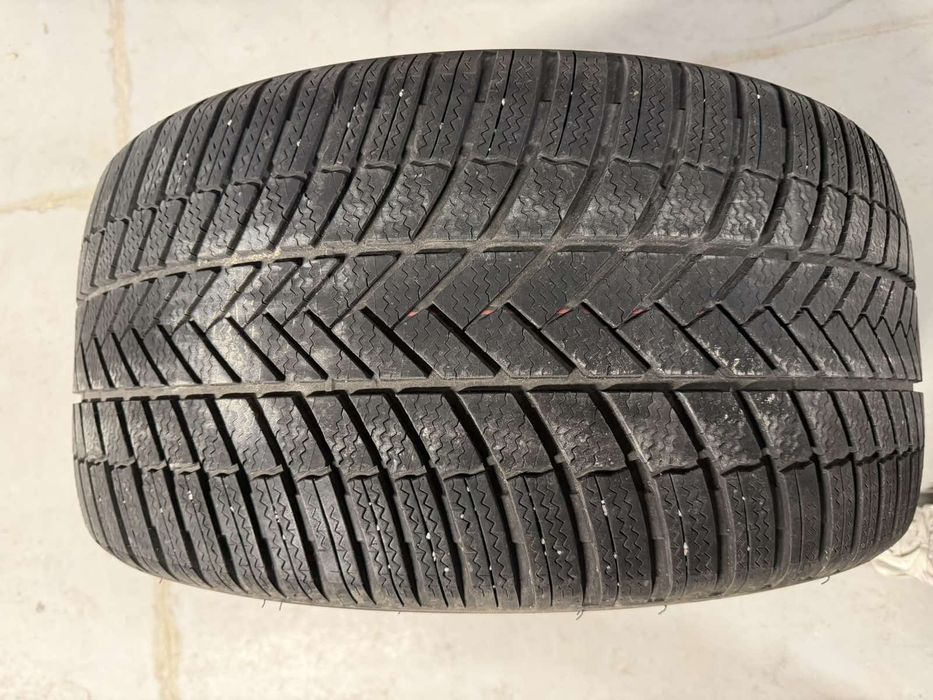 2 гуми Bridgestone  285/40/20