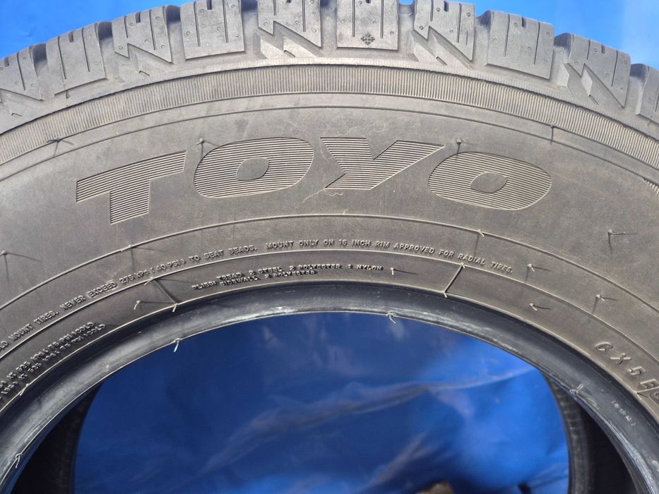 205/75/16c TOYO 113/111