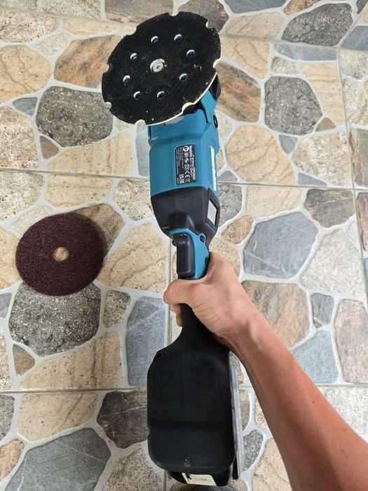 Mașină Polish Makita DPO600 Brushless