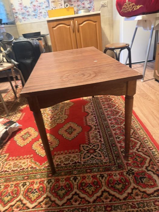 Сатамын! Журнальный столик!