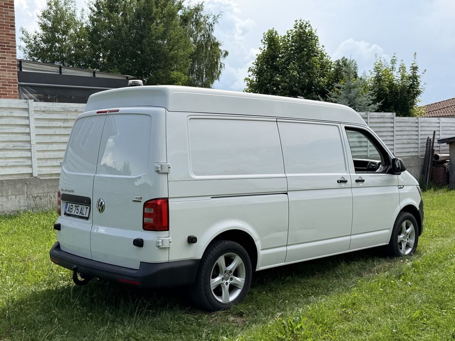 VOLKSWAGEN Transporter 2017 — imagine 4
