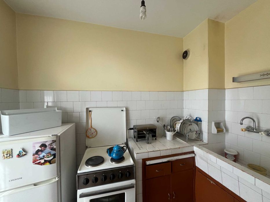 Продава се Тристаен апартамент в Казанлък - 90 кв.м за 1128 €/кв.м - Снимка #4