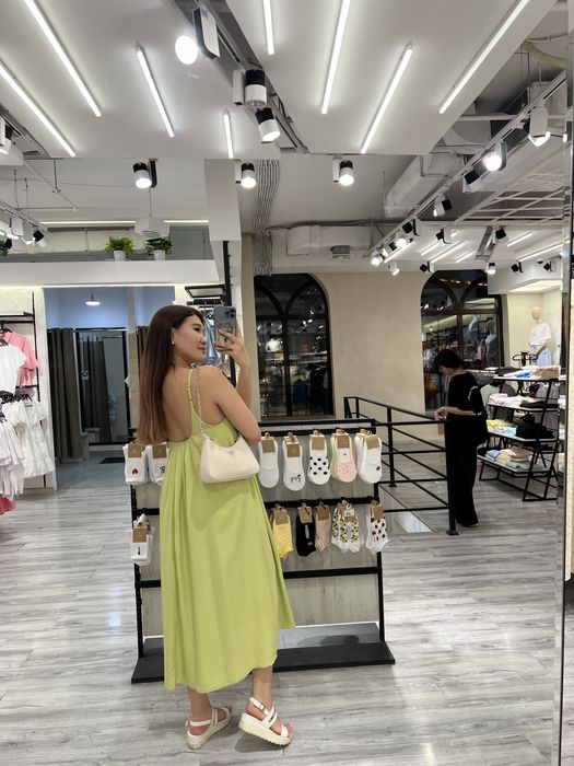 Продается шикарная платья