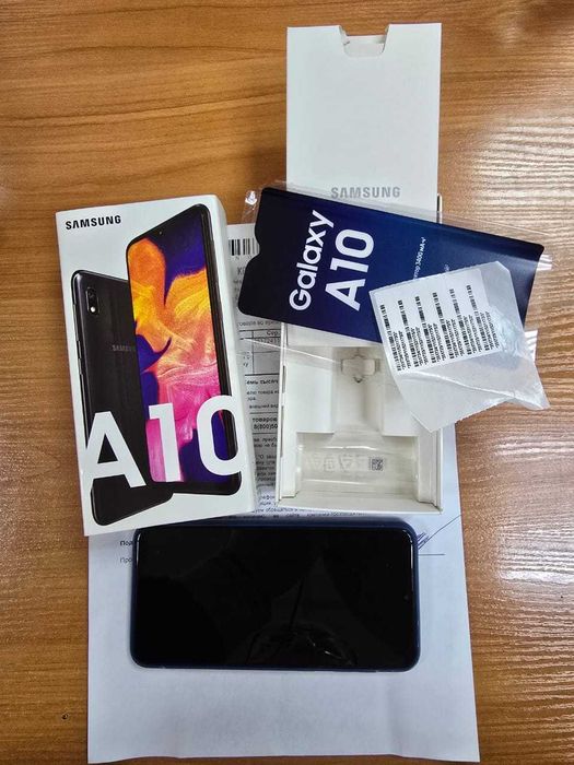 Samsung Galaxy A10 32 ГБ Синий