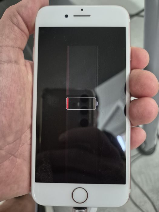 iPhone 7 A1778 - pentru piese sau reparatie
