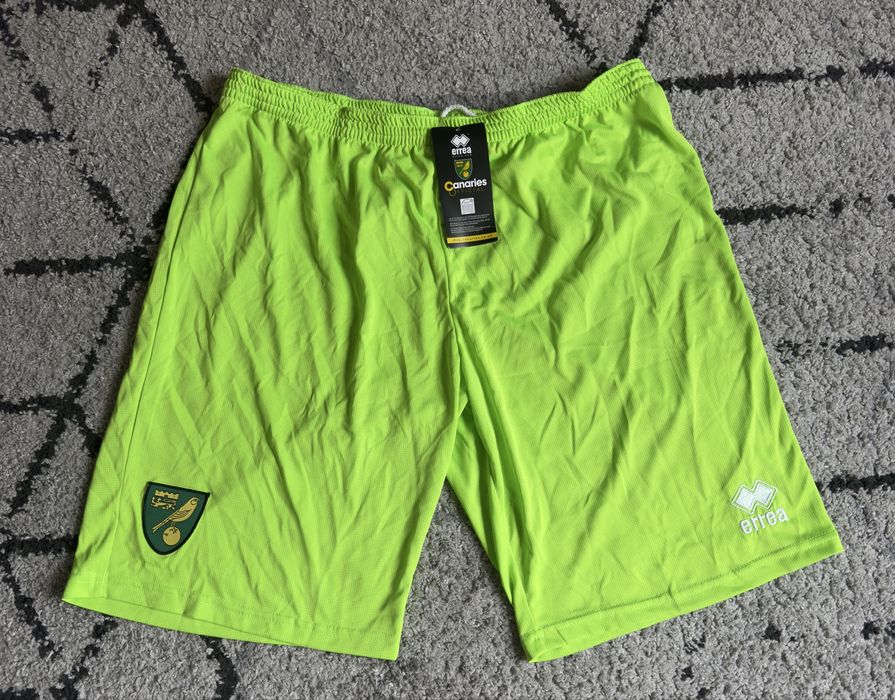 (23.12) Оригинални футболни долнища и шорти