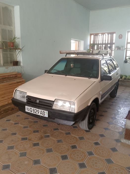 Лада 2109 цвет бержывий год 1988 газ пропан.