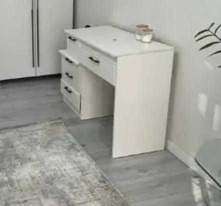 стол туалетный можно как рабочий