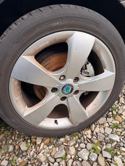 Jante Skoda Octavia 2 RS VRS 17 225 45 17 5x112
