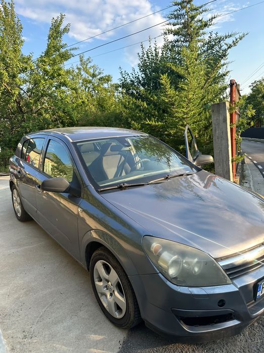 Opel Astra H  1.3