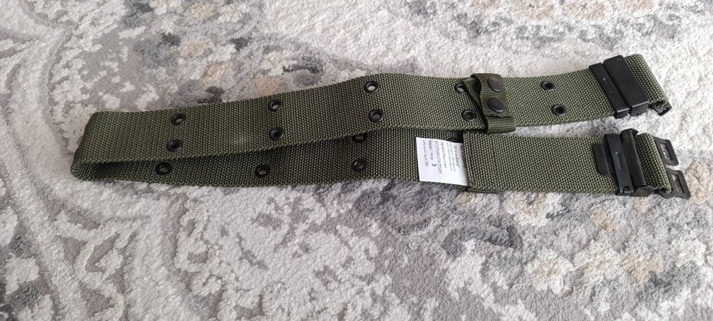 Военный брюки и ремень  1500