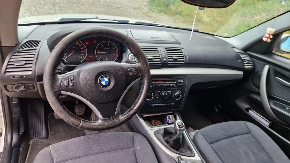 BMW  Seria 1, 118D E87.
