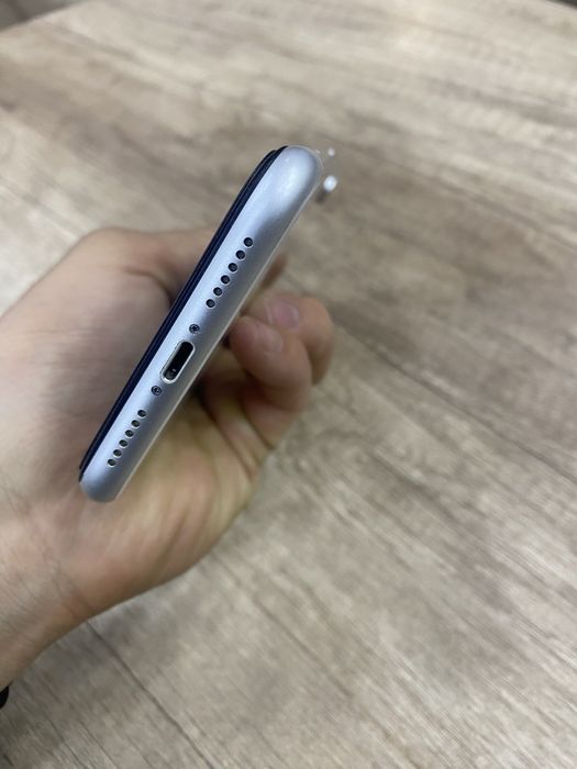 Iphone xr 128 gb srochna hamma joyi iwlidi