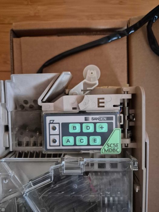 Монетен механизъм монетник евро SANDEN MDB