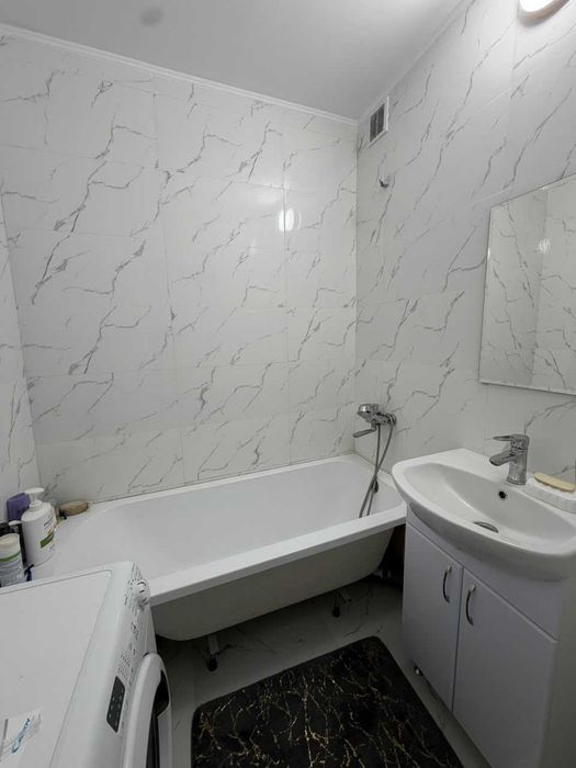 Продам 2х ком ул ул Бр Жубановых 285/2