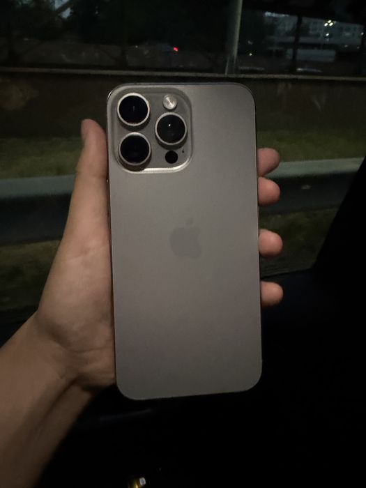 Iphone 15 pro max 256g