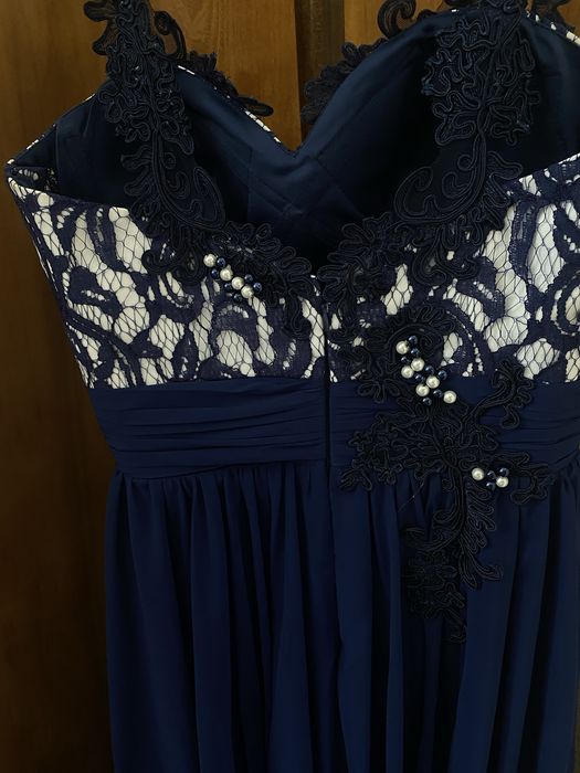 Елегантна синя рокля