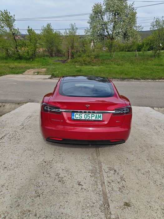 Tesla model S 75d 525cp dual motor