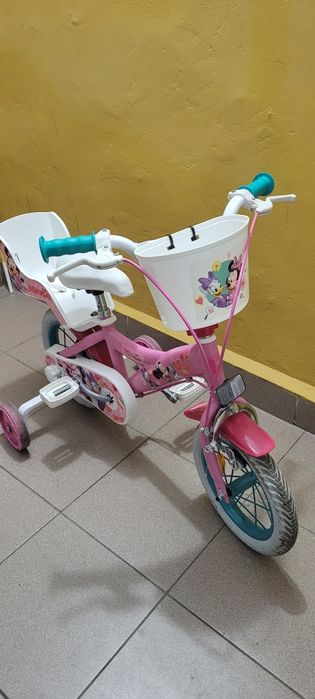 Vând bicicleta minnie pentru copiii!