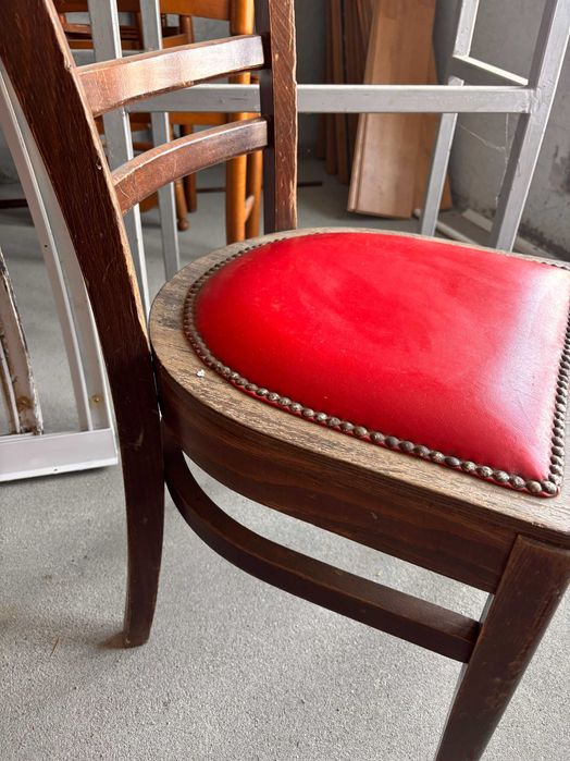 Vand scaune din lemn -stare buna