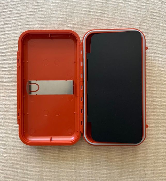 Кутия за мухи C&F Universal System Case Large и инсърти