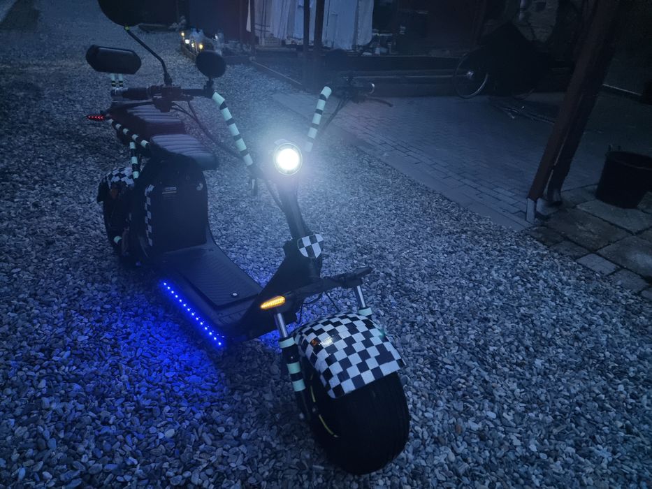 Scuter electric motor de 2000