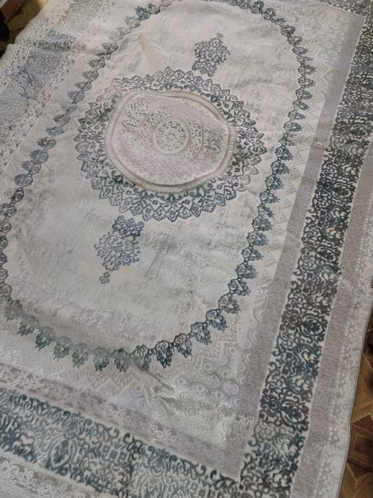 Продам новые ковры