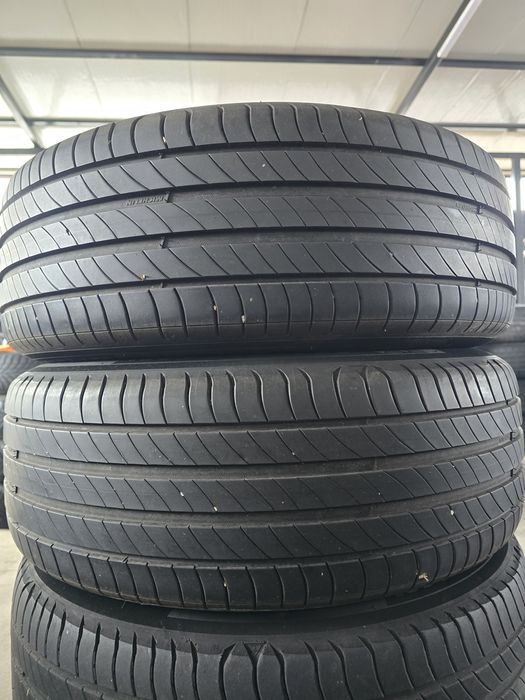 4 Броя 215/60/17 Michelin 2x6,2mm 2x5mm