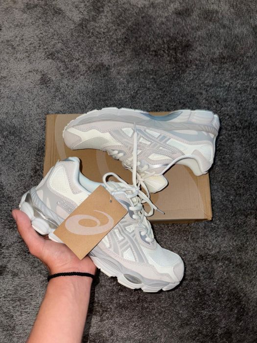 Asics Gel Nyc noi marime 41,5, 42