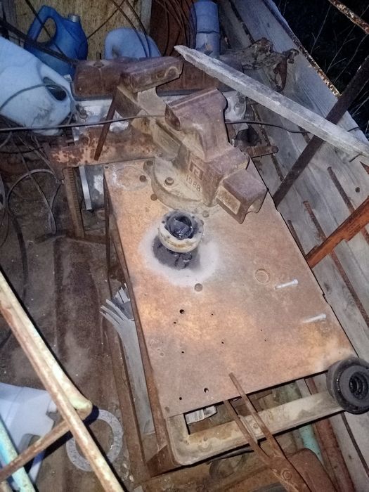 Тиски и накавольная 100кг