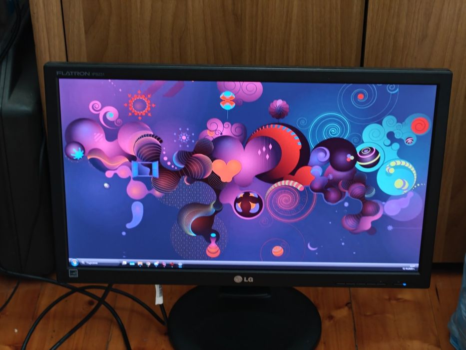 Монитор LG FLATRON IPS-231