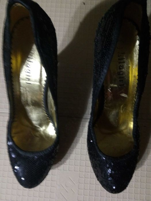 Pantofi de gala si petreceri