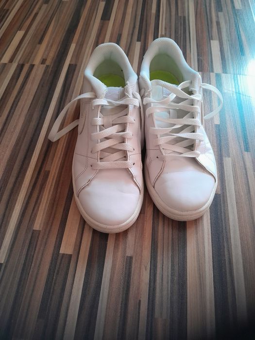 Дамски маратонки  номер 38